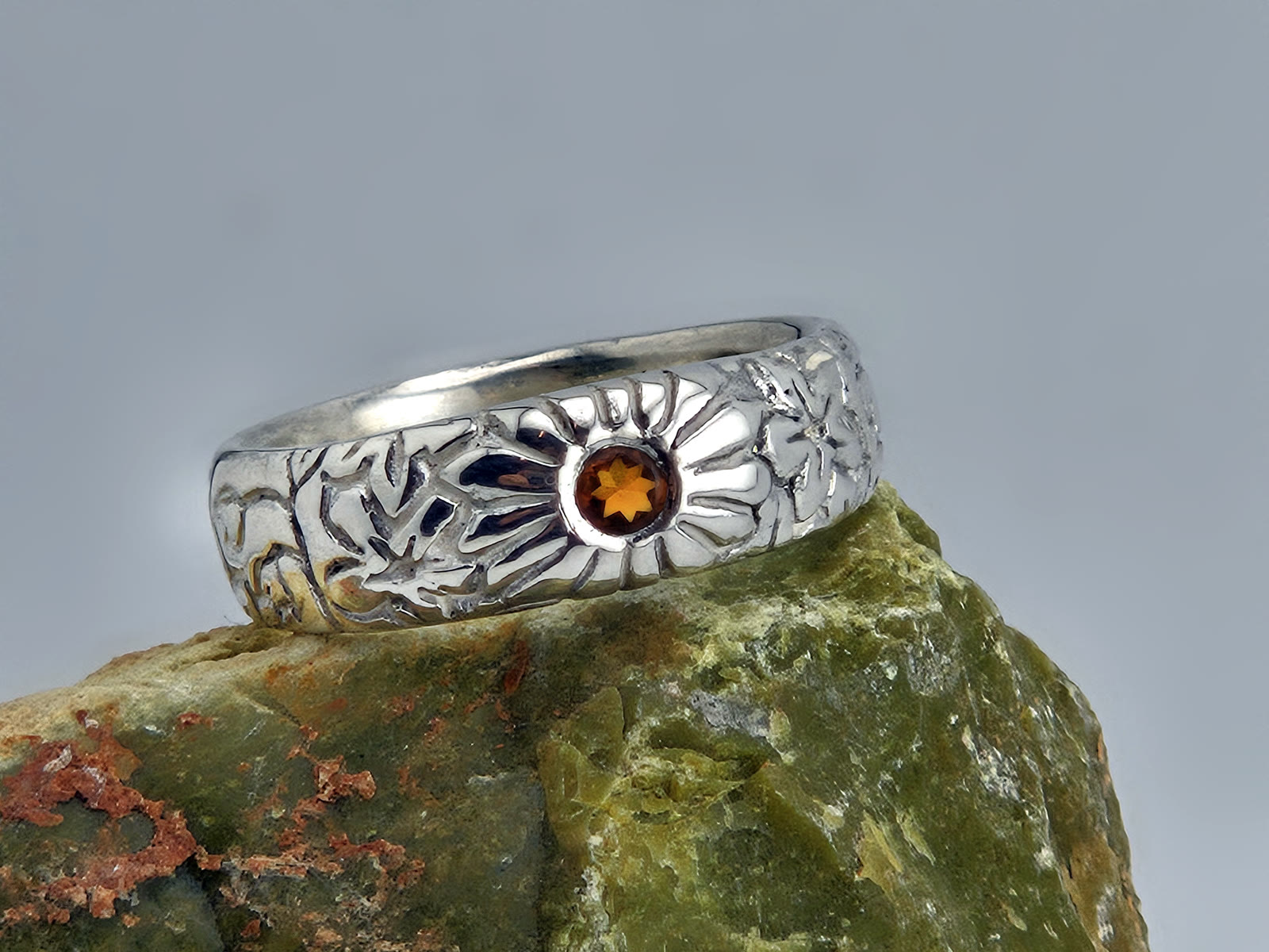 The Sunflower Ring