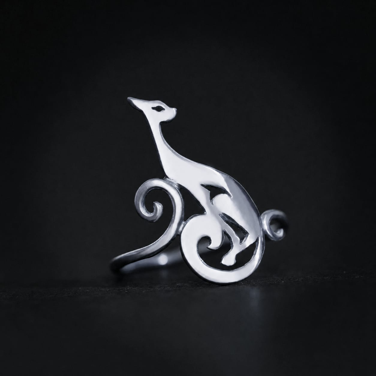 Divine Cat Ring — Sterling Silver