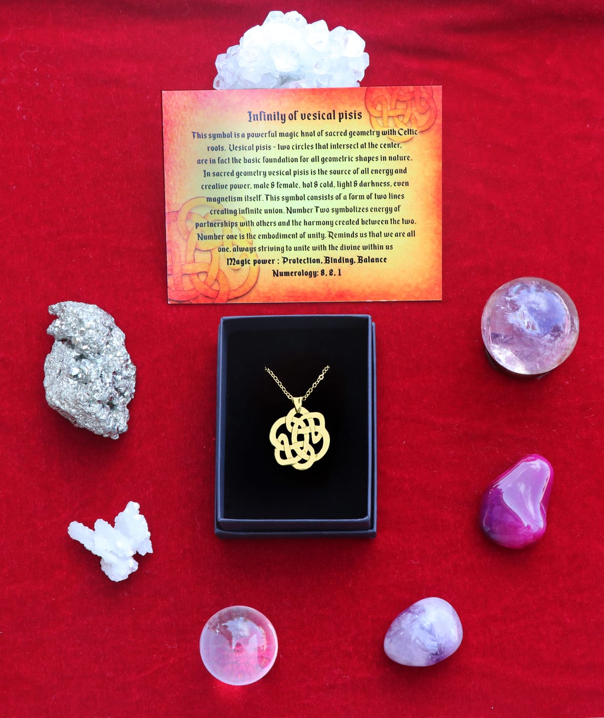 Endless Shield Knot Small — symbolic jewelry by Alumia