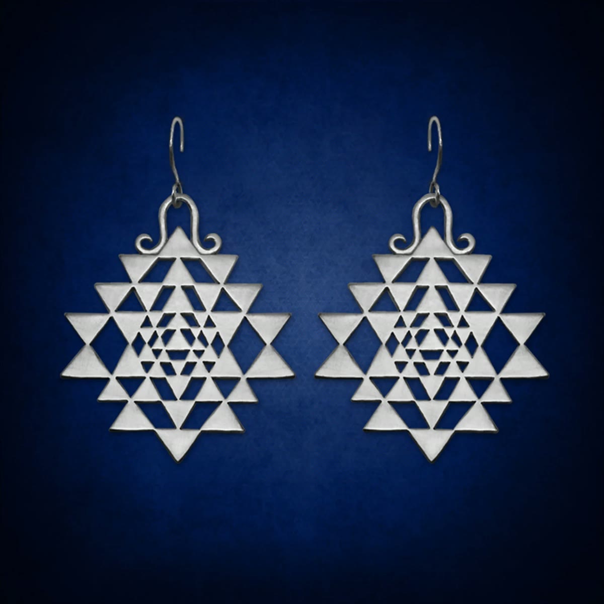 Sri Yantra King Earrings — symbolic jewelry by Alumia