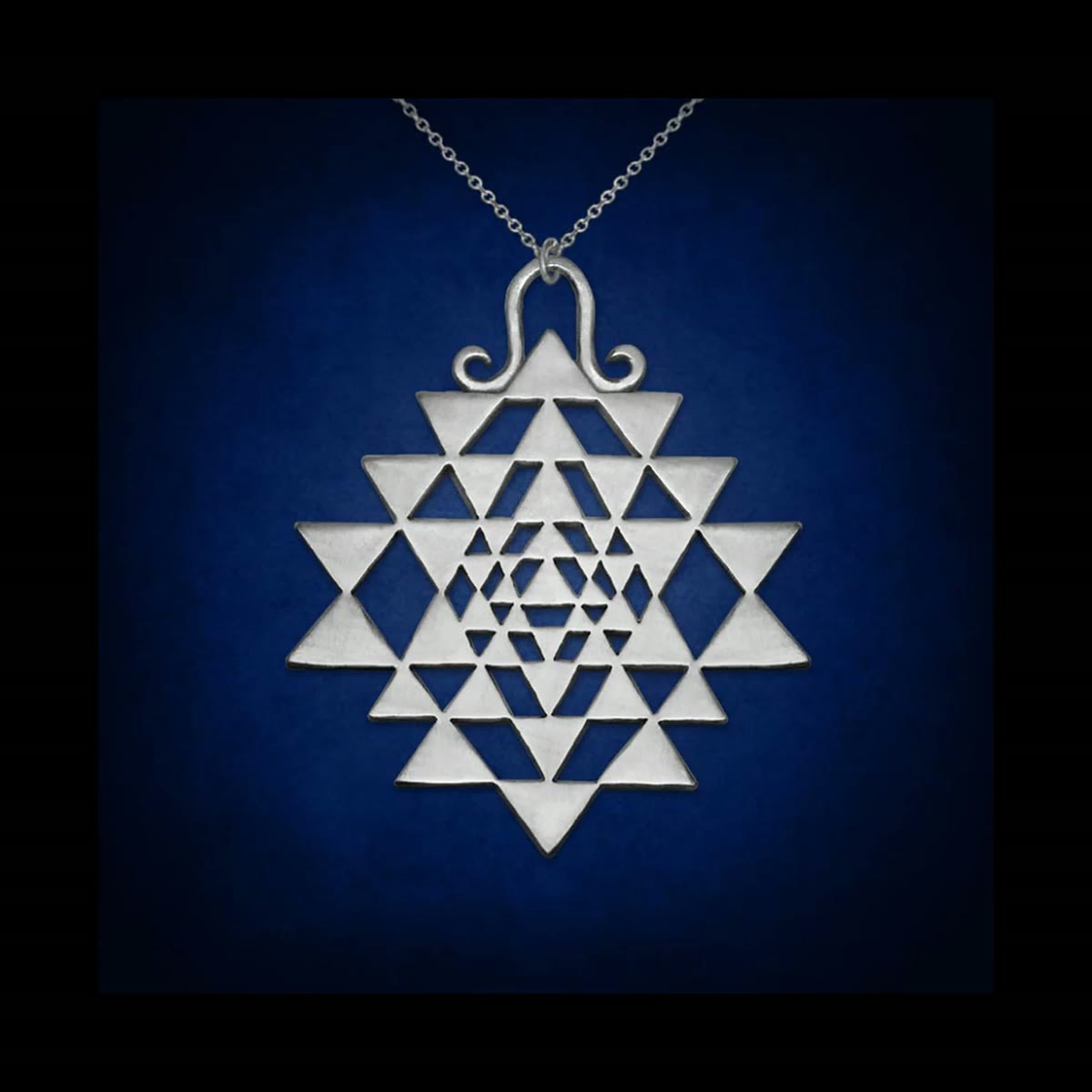 Sri Yantra King — symbolic jewelry by Alumia