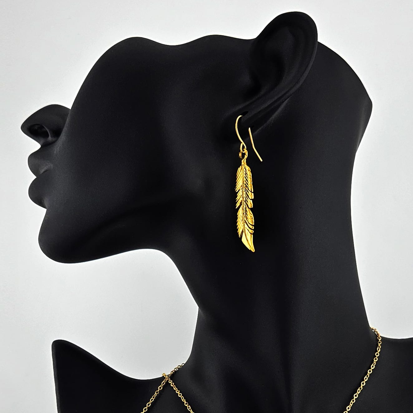 The Royal Feather Earrings — symbolic jewelry by Alumia