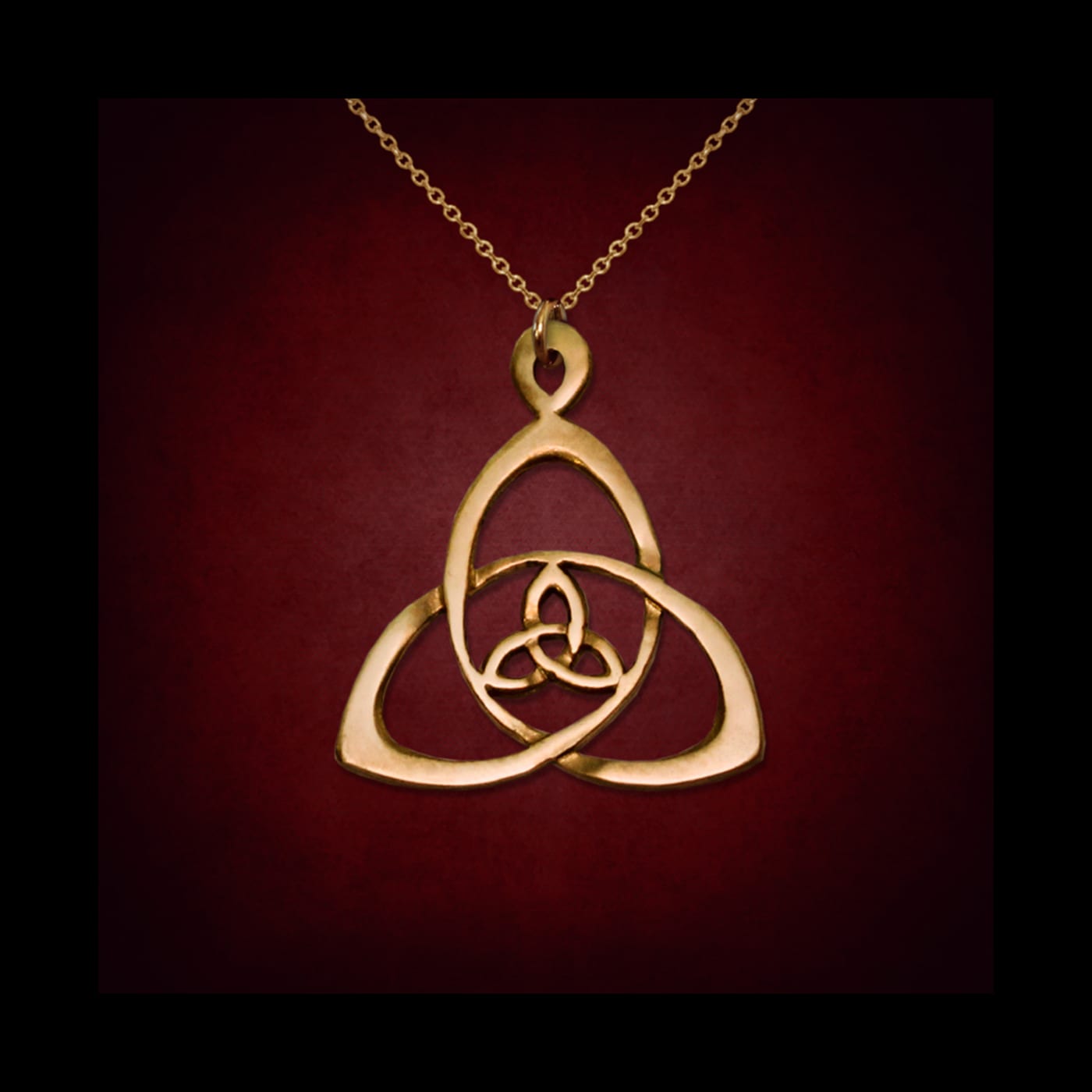 Trinity Flower — symbolic jewelry by Alumia